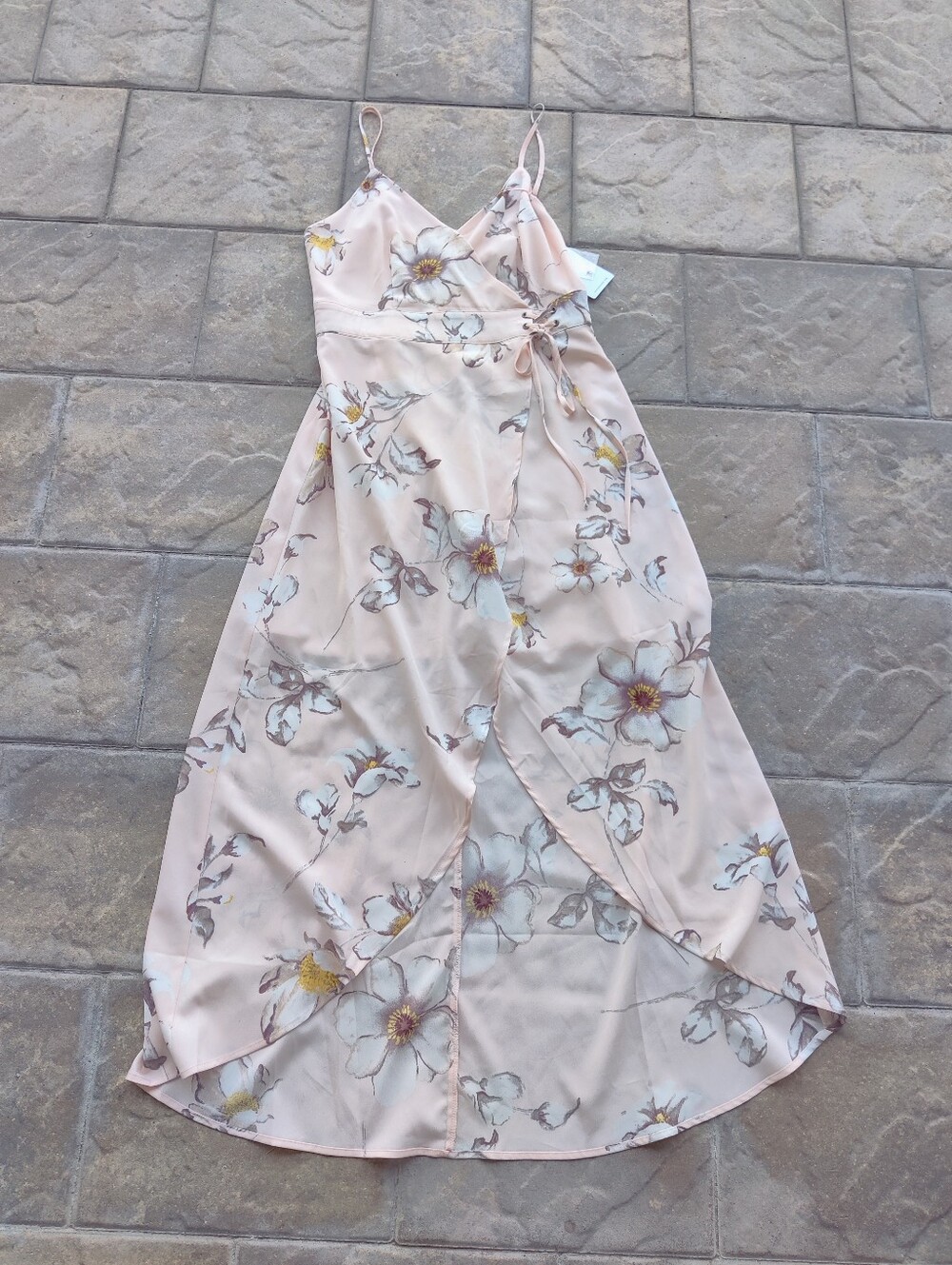 NWT J.O.A. Celadine Blush Pink Floral High-Low Wrap Dress - Size M